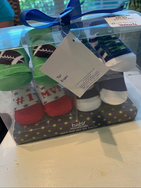 Baby Essentials Other - Baby Essentials Baby & Walker Sock Gift Set - Green, Red, White, Navy